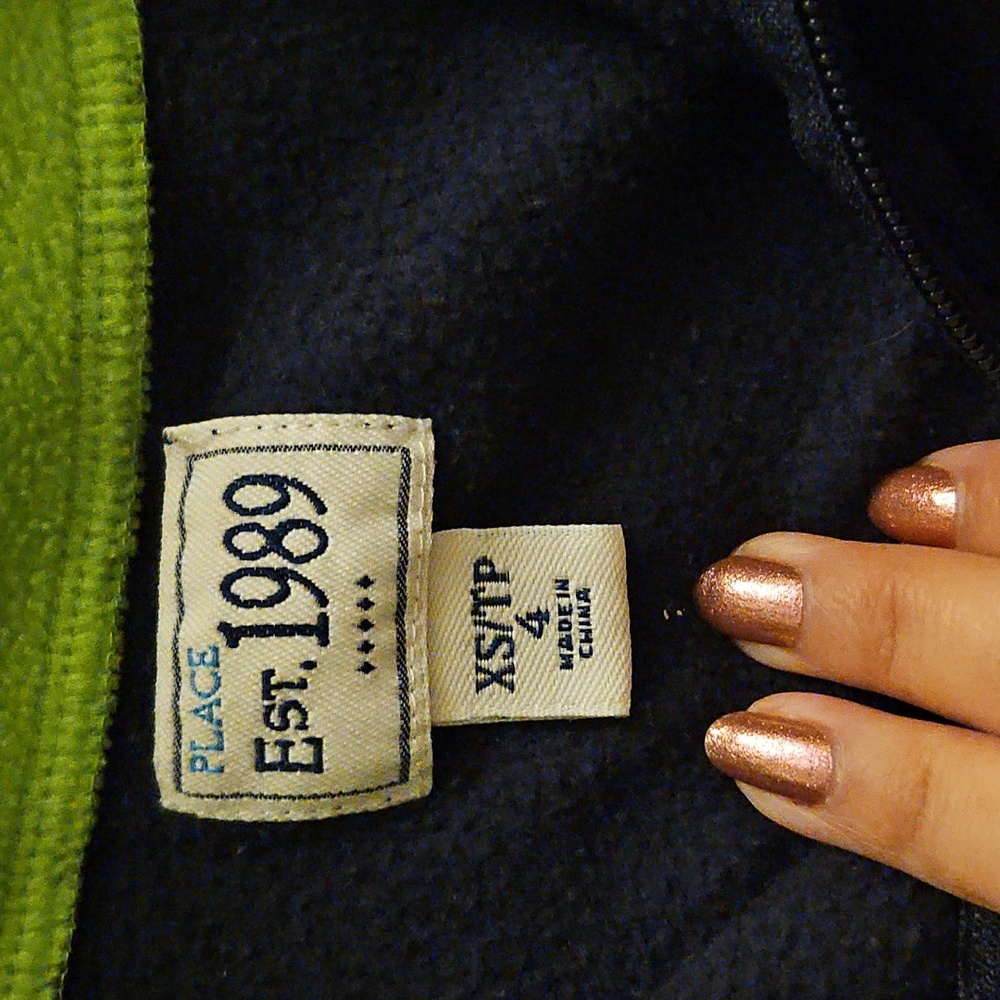 1989 Place Navy and Lime Half-Zip Sweatshirt 💓4/$25 - Picture 4 of 4